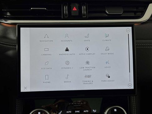 New 2025 Jaguar F-PACE R-Dynamic S image 14