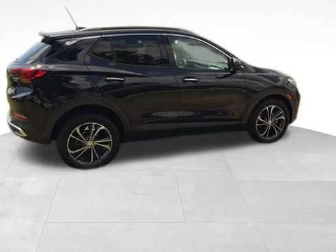 Used 2022 Buick Encore GX Essence image 9