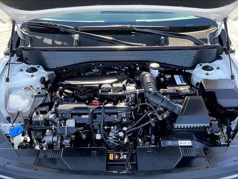 Used 2024 Hyundai Kona Limited image 9