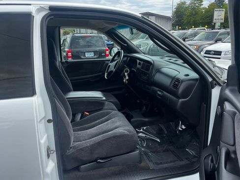 Used 2000 Dodge Dakota 4x4 Club Cab image 12