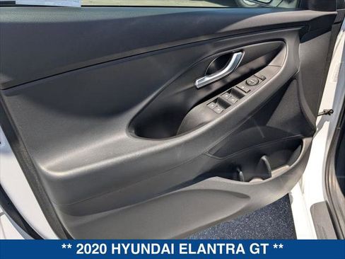 Used 2020 Hyundai Elantra GT FWD image 10