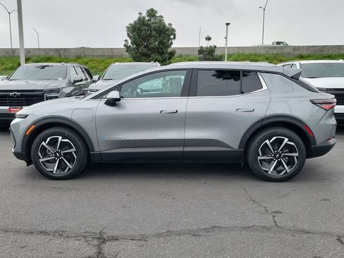 Used 2026 Chevrolet Equinox EV LT image 24