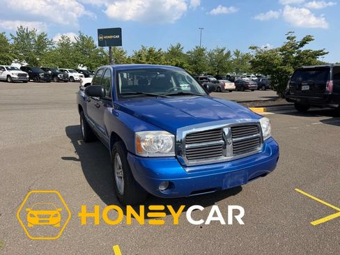 Used 2007 Dodge Dakota SLT w/ Sun & Wheel Value Group AWD/4WD image 1