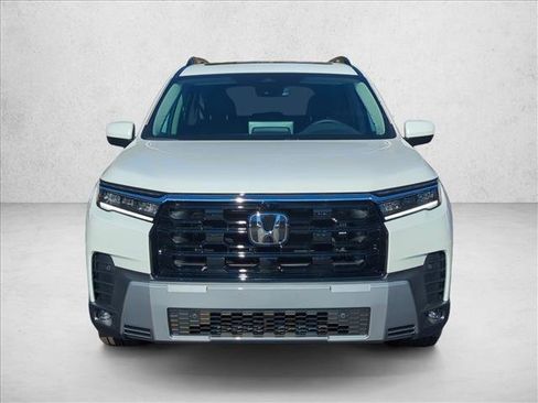 New 2026 Honda Pilot Touring image 6
