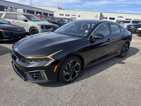 Certified 2025 Kia K5 GT-Line w/ GT-Line Premium Package image 3