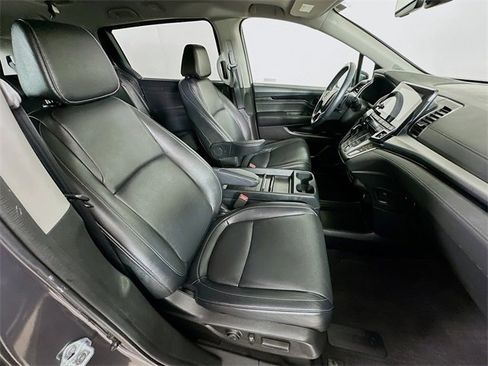 Certified 2023 Honda Odyssey Touring image 7