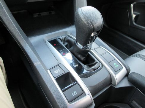 Used 2017 Honda Civic LX image 25