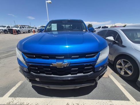 Used 2021 Chevrolet Colorado LT w/ Safety Package RWD image 2