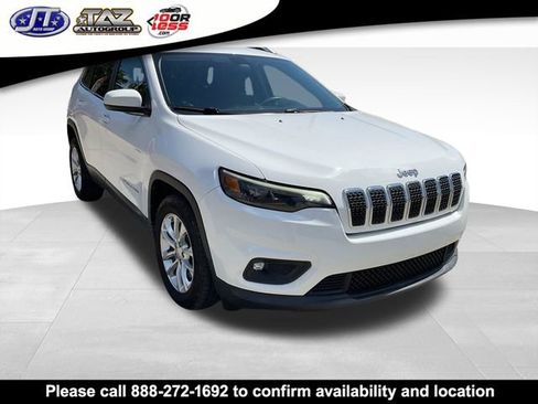 Used 2019 Jeep Cherokee Latitude w/ Popular Appearance Group FWD image 1