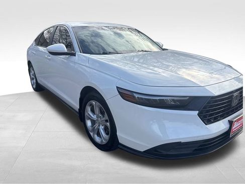 Used 2023 Honda Accord LX image 9