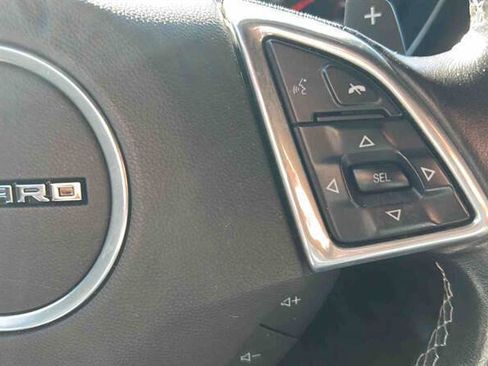 Used 2021 Chevrolet Camaro LT image 22