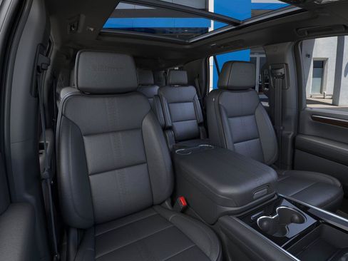 Used 2026 Chevrolet Tahoe High Country w/ Sun And Tow Package RWD image 16