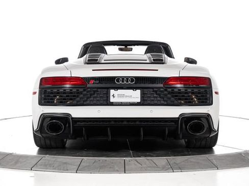 Used 2023 Audi R8 V10 performance RWD image 4