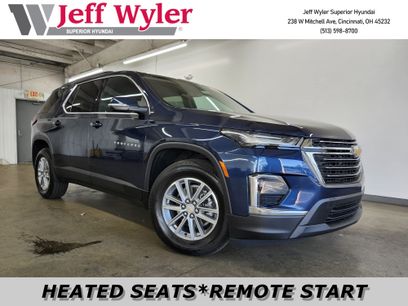 Used 2023 Chevrolet Traverse LT