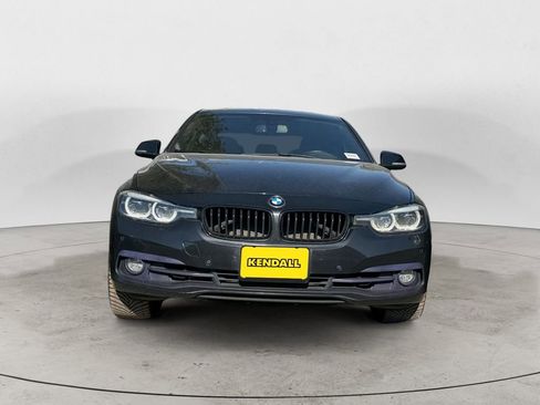 Used 2018 BMW 330i xDrive Sedan AWD/4WD image 5