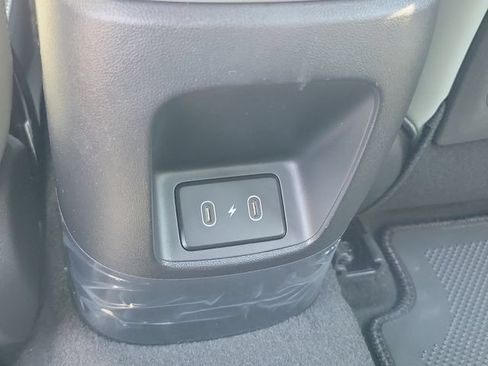 New 2026 Hyundai Elantra Limited FWD image 25