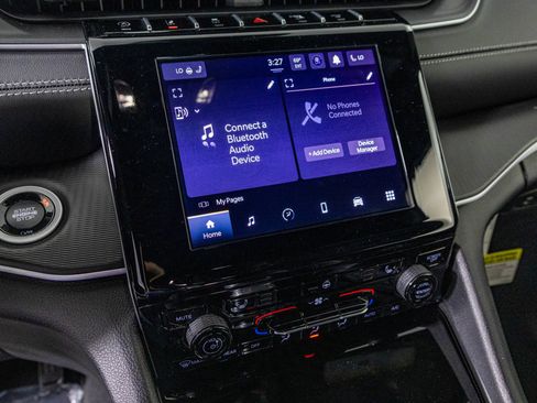 New 2025 Jeep Grand Cherokee Altitude image 21