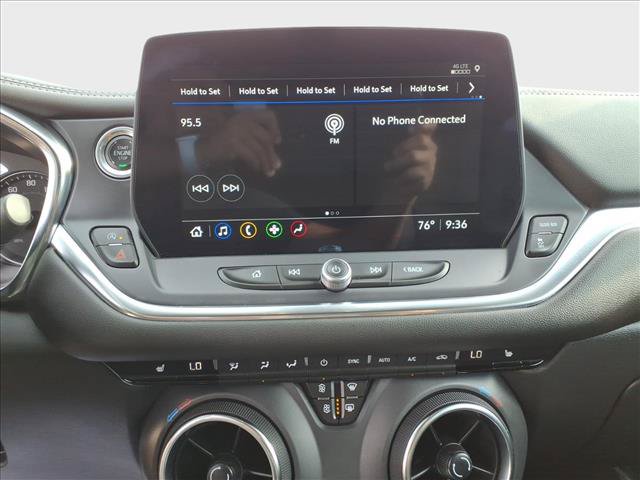 Used 2025 Chevrolet Blazer LT FWD image 26