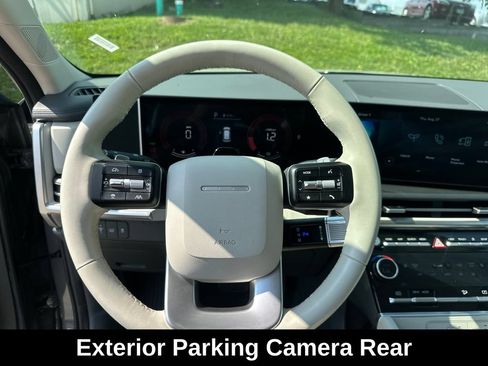 Used 2025 Hyundai Santa Fe SEL FWD image 14