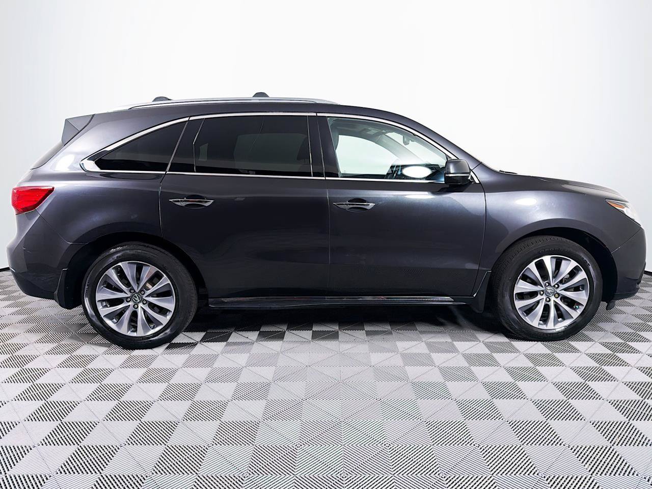 Used 2014 Acura MDX w/ Technology Package AWD/4WD image 27