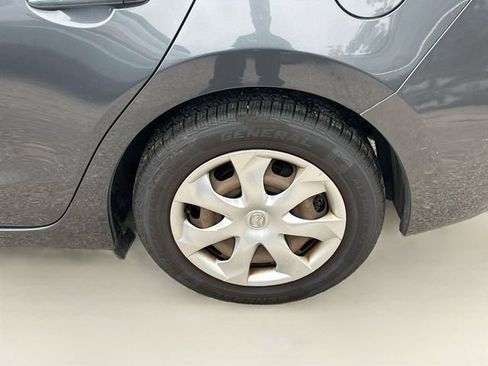 Used 2016 MAZDA MAZDA3 i Sport FWD image 27