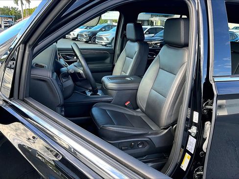 Used 2024 Chevrolet Tahoe LT RWD image 17