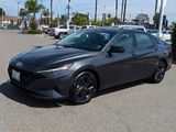 Used 2023 Hyundai Elantra SEL image 4