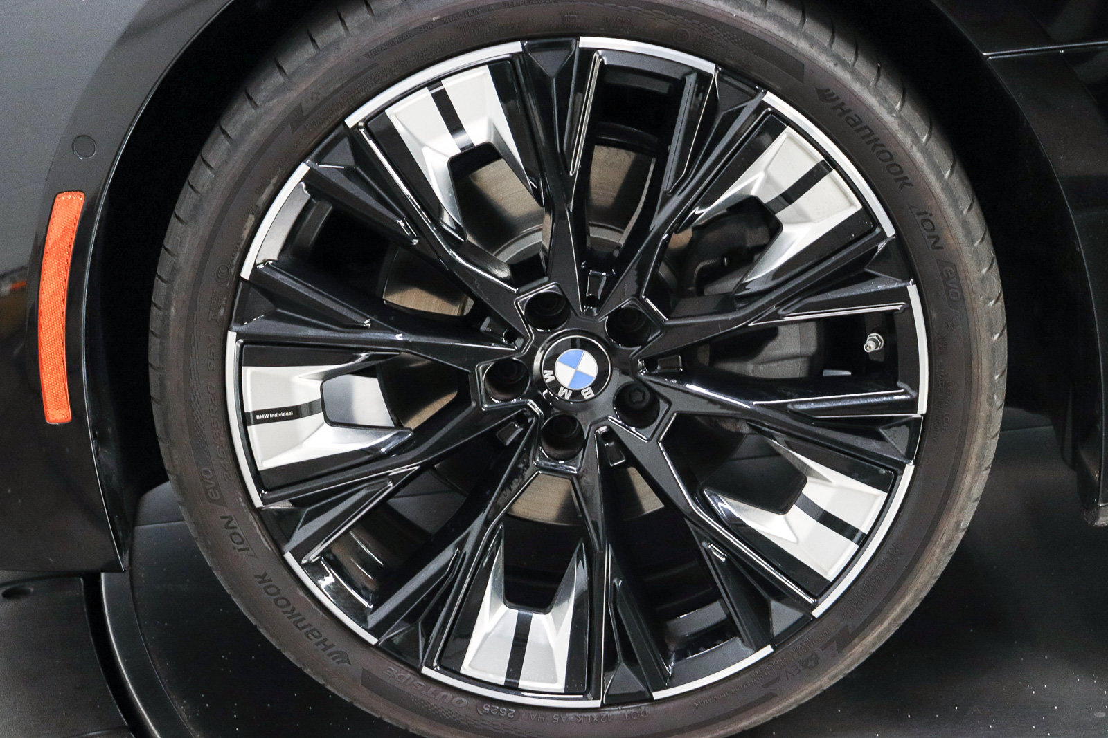 Used 2026 BMW 430i w/ Premium Package RWD image 8