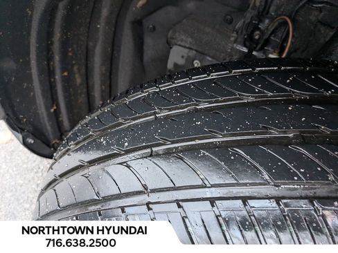 Used 2024 Toyota RAV4 XLE image 37