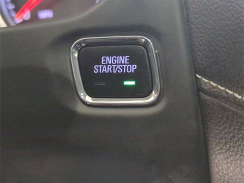 Certified 2023 GMC Acadia SLE image 17