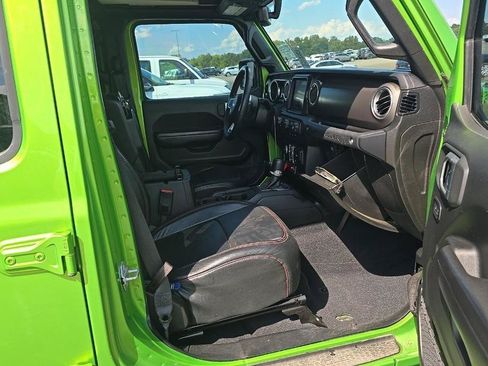 Used 2019 Jeep Wrangler Unlimited Rubicon AWD/4WD image 20