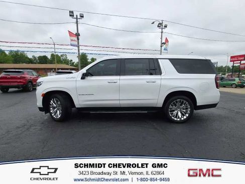 Used 2023 Chevrolet Suburban High Country w/ Max Trailering Package AWD/4WD image 8