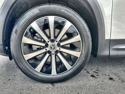 Used 2022 Mercedes-Benz GLB 250 image 13