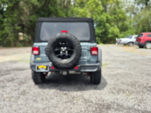 Used 2024 Jeep Wrangler Unlimited Sport AWD/4WD image 4