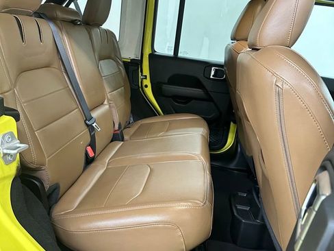 Used 2023 Jeep Wrangler Unlimited Sahara w/ Cold Weather Group image 32