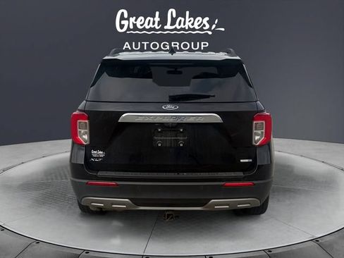 Used 2020 Ford Explorer XLT w/ Equipment Group 202A AWD/4WD image 4