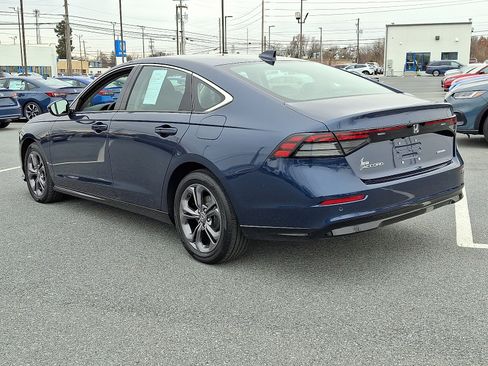 Certified 2025 Honda Accord EX-L image 4