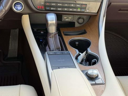 Used 2020 Lexus RX 450h AWD w/ Premium Package image 19