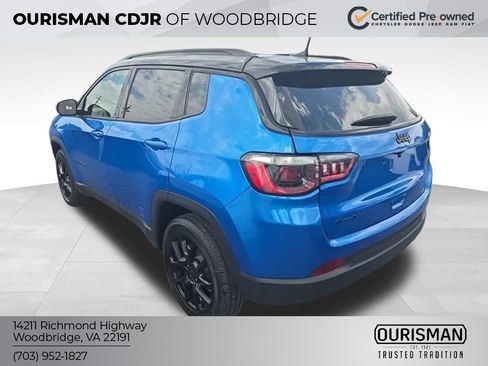 Used 2022 Jeep Compass Latitude AWD/4WD image 4