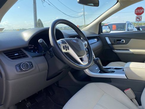 Used 2013 Ford Edge SE FWD image 11