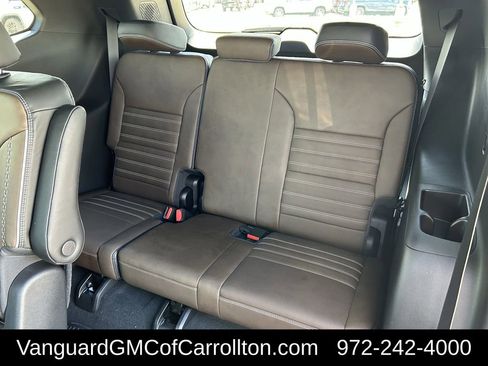 New 2026 GMC Acadia Denali Ultimate w/ LPO, Floor Liner Package AWD/4WD image 26