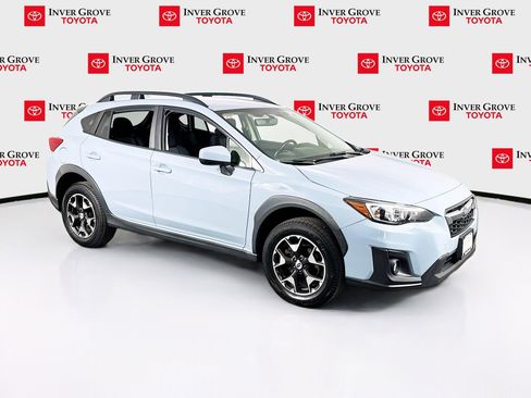 Used 2018 Subaru Crosstrek 2.0i Premium image 3