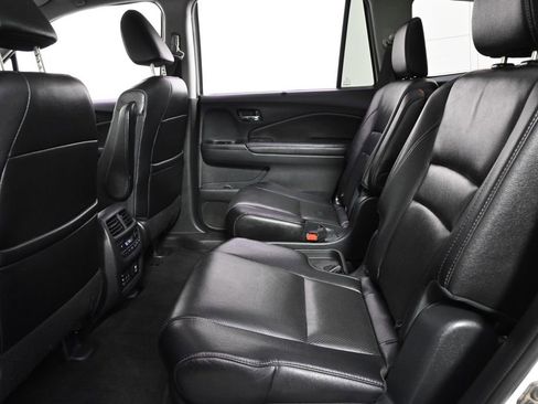 Used 2016 Honda Pilot Elite image 22