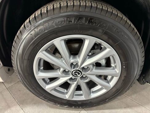 Certified 2025 MAZDA CX-5 AWD 2.5 S w/ Preferred Package image 9