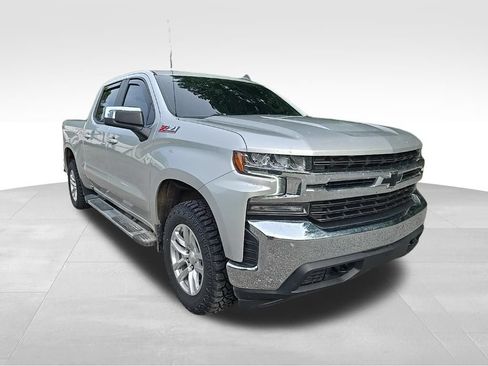 Used 2022 Chevrolet Silverado 1500 LT w/ Z71 Off-Road Package AWD/4WD image 10