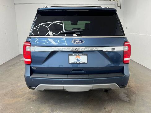 Used 2020 Ford Expedition XLT w/ Equipment Group 202A AWD/4WD image 5