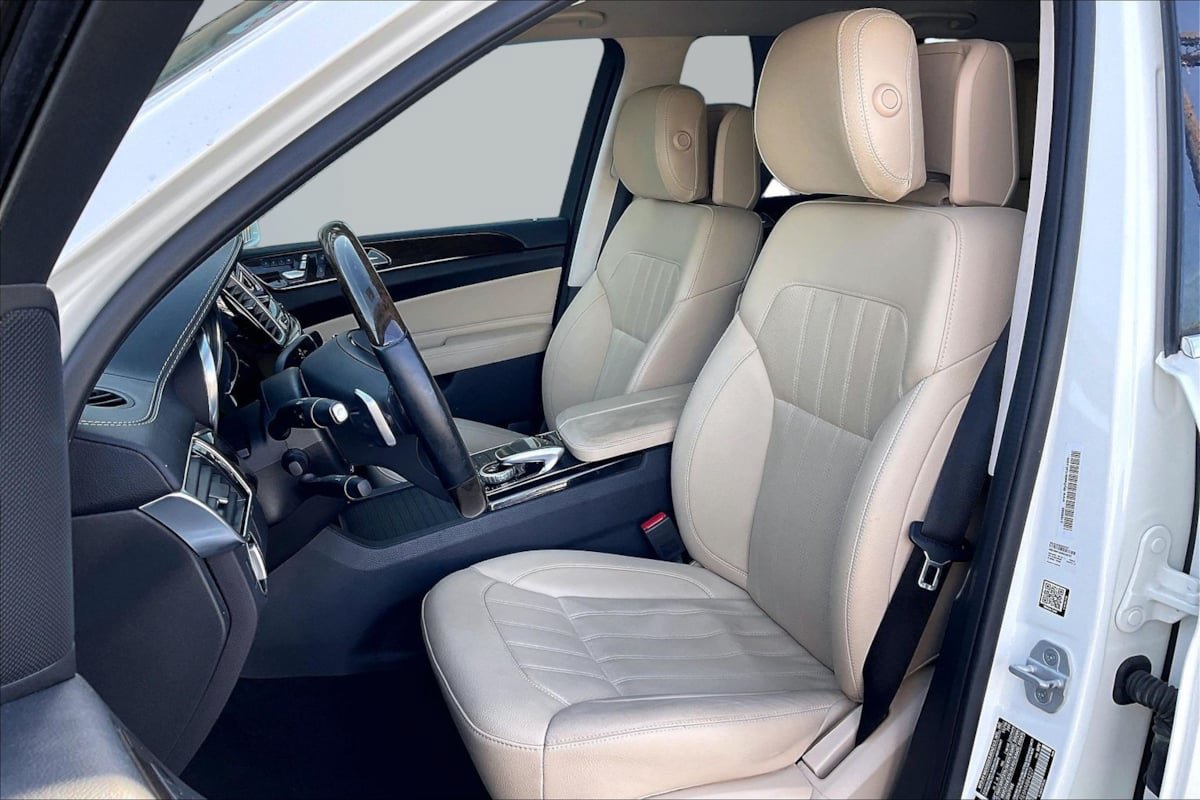 Used 2017 Mercedes-Benz GLS 450 4MATIC w/ Premium Package image 25