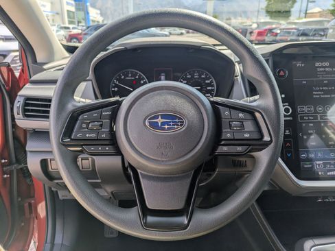 Used 2025 Subaru Crosstrek 2.0i Premium AWD/4WD image 20