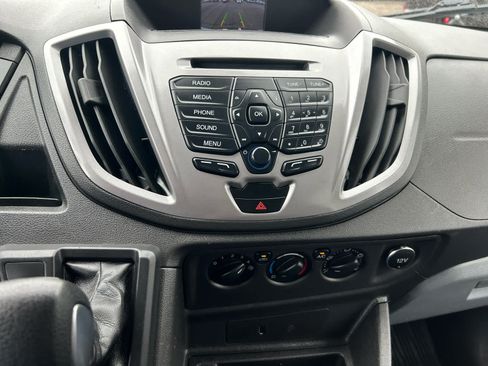 Used 2019 Ford Transit 150 XLT RWD image 18