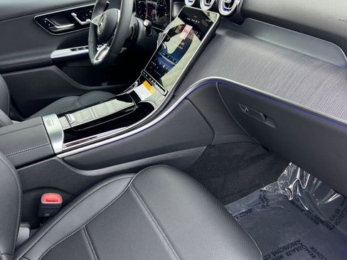 New 2026 Mercedes-Benz GLC 300 image 18